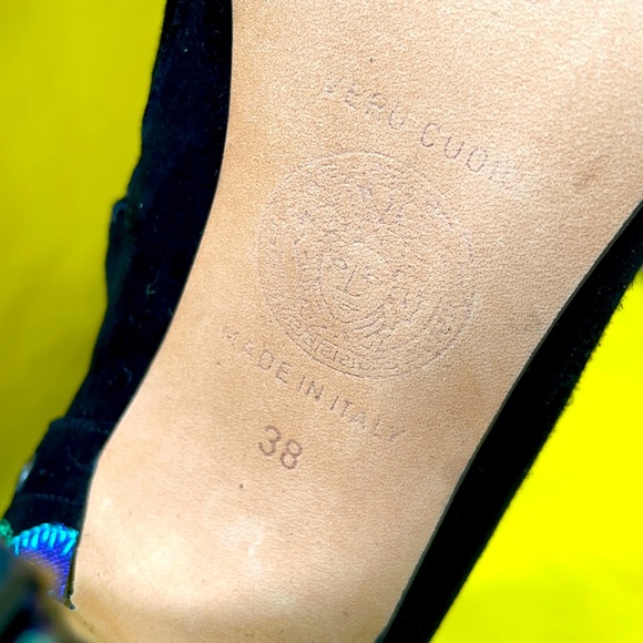 Versace Black Heeled Boots with Colorful Embroidery - Picture 13 of 16